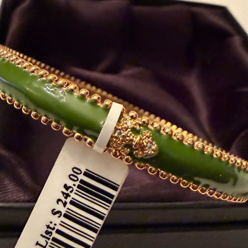 New Freida Rothman Sterling Silver stacking bracelet. - Picture 3 of 3